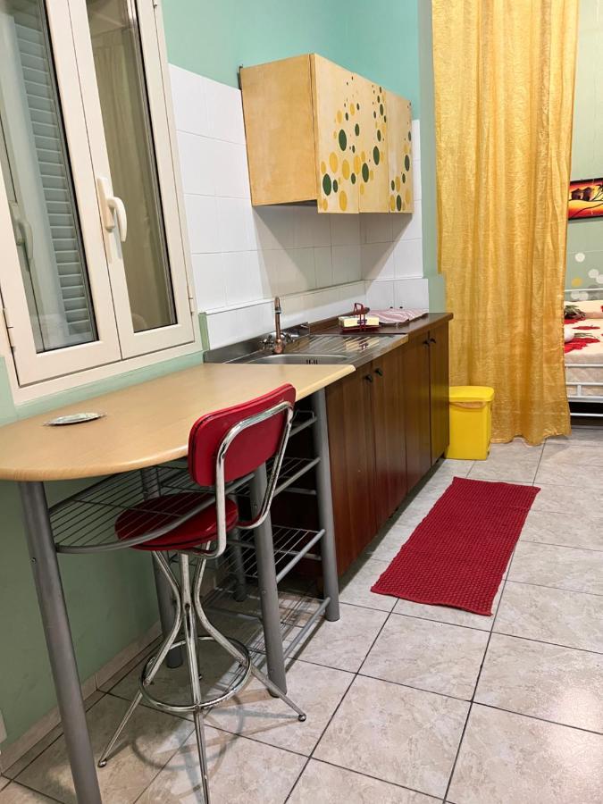 Myhouse 3 - Punto Di Arrivo - Aereoporto A 7 Minuti Apartment Catania Bagian luar foto